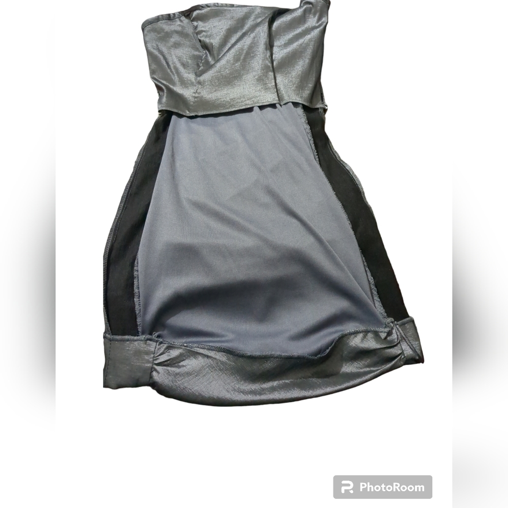 Lenovia mini strapless dress size Small color Grey. - Picture 6 of 6